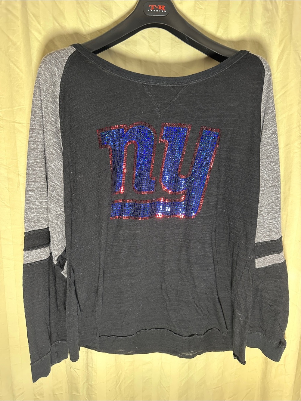 NFL Women's Black & Gray Sequin NY Cowl Sweatshirt